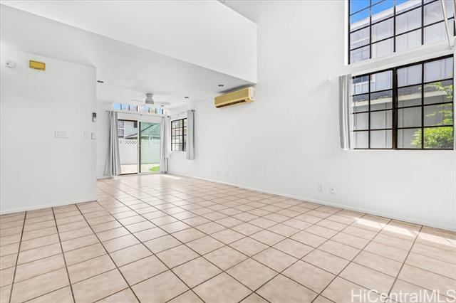 Building Photo - 91-1071-1071 Makaaloa St