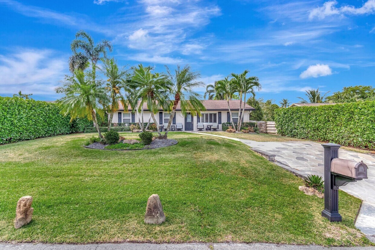 Foto principal - 7334 Overlook Dr
