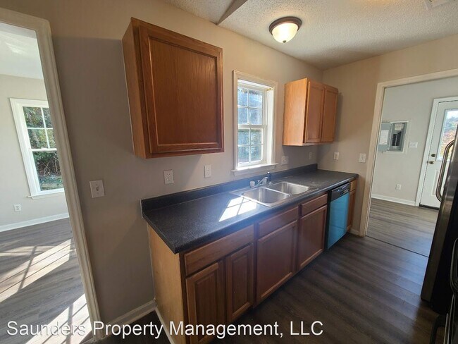 Building Photo - 3 br, 2 bath House - 4341 Wakeman Dr