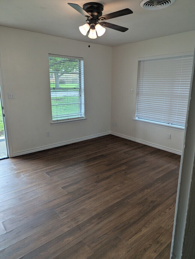 Foto del edificio - 1311 N Morris St