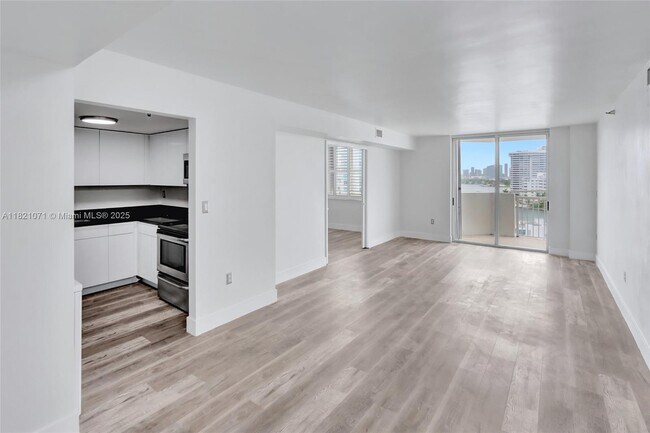 Foto del edificio - 1621 Bay Rd