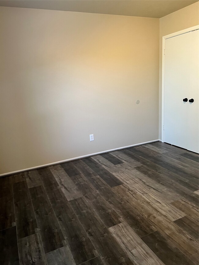 Building Photo - 819 Citation Dr