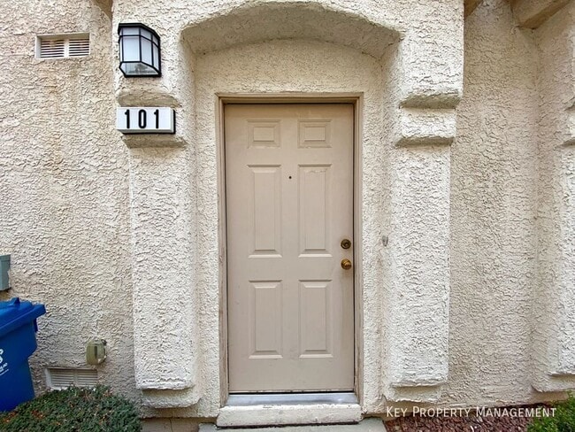 Building Photo - 9335 Indian Corn Ct