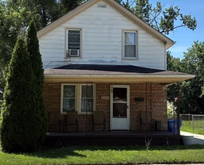 Foto principal - 8468 Timken Ave