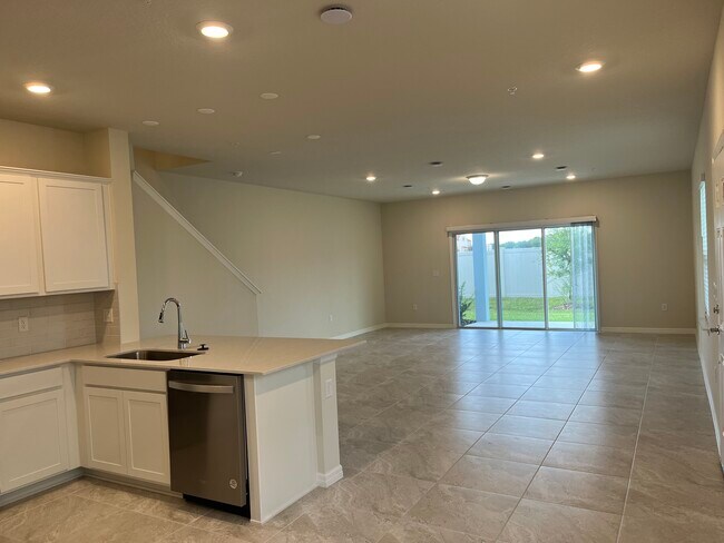 Foto del edificio - 3175 Emerald Acres Ln