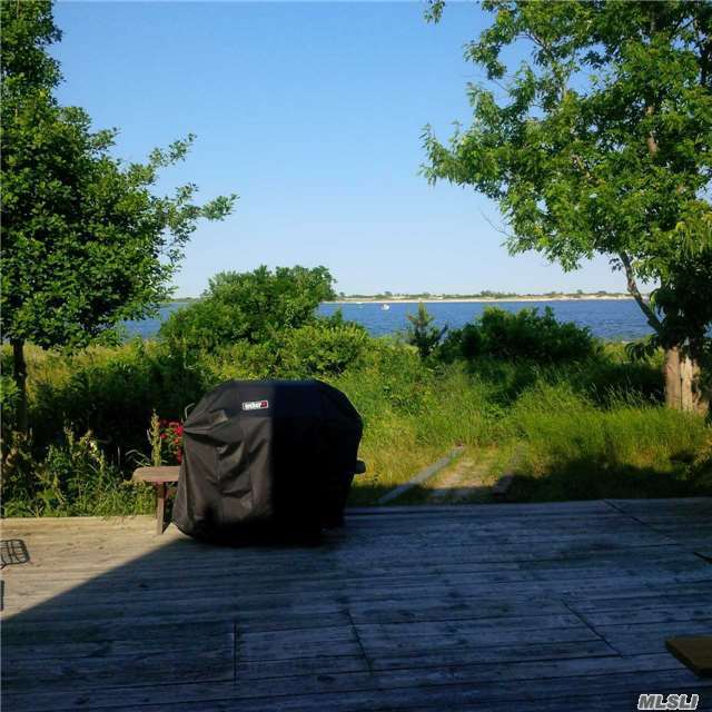 Building Photo - 86 Mineola Ave