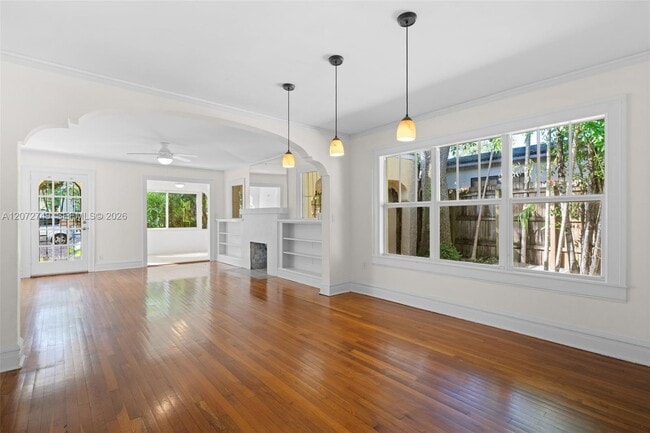 Building Photo - 2521 Inagua Ave