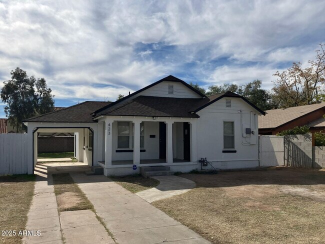 Foto del edificio - 423 E Crescent Ave