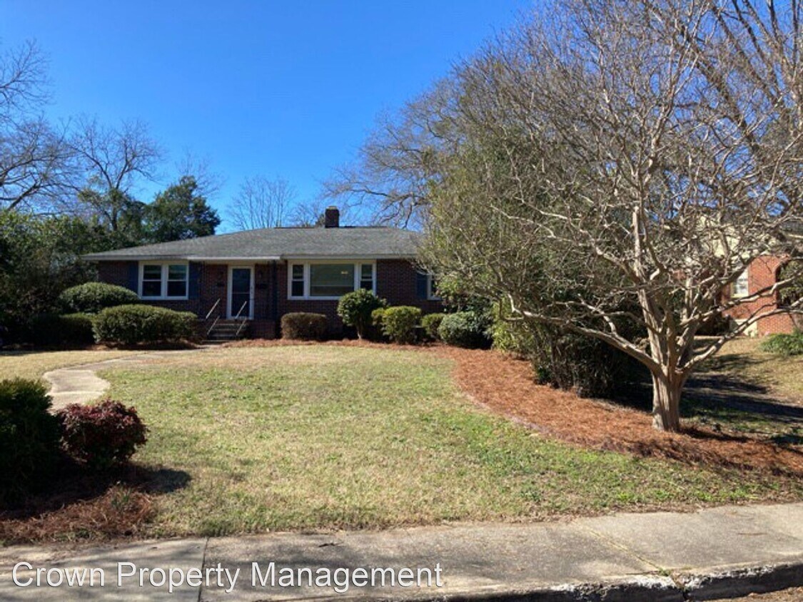 Foto principal - 3 br, 2 bath House - 2901 Earlewood Drive