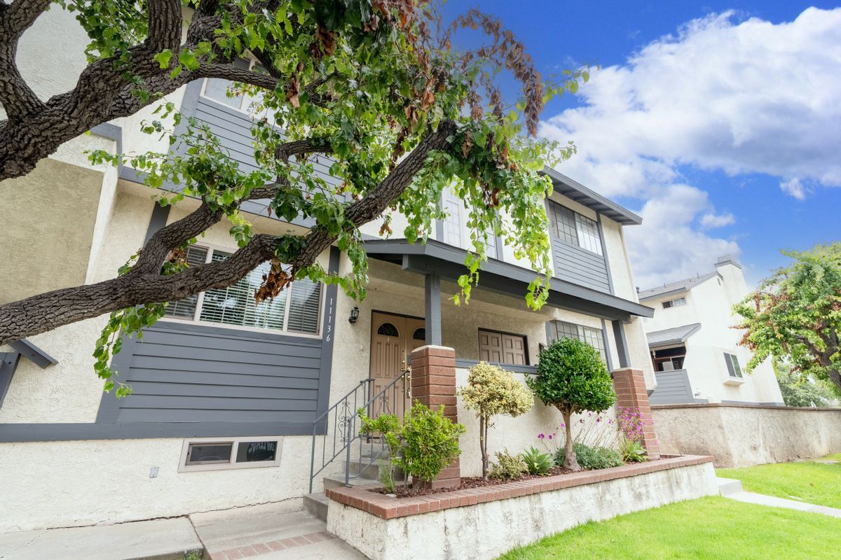 Foto principal - 11136 Maple St