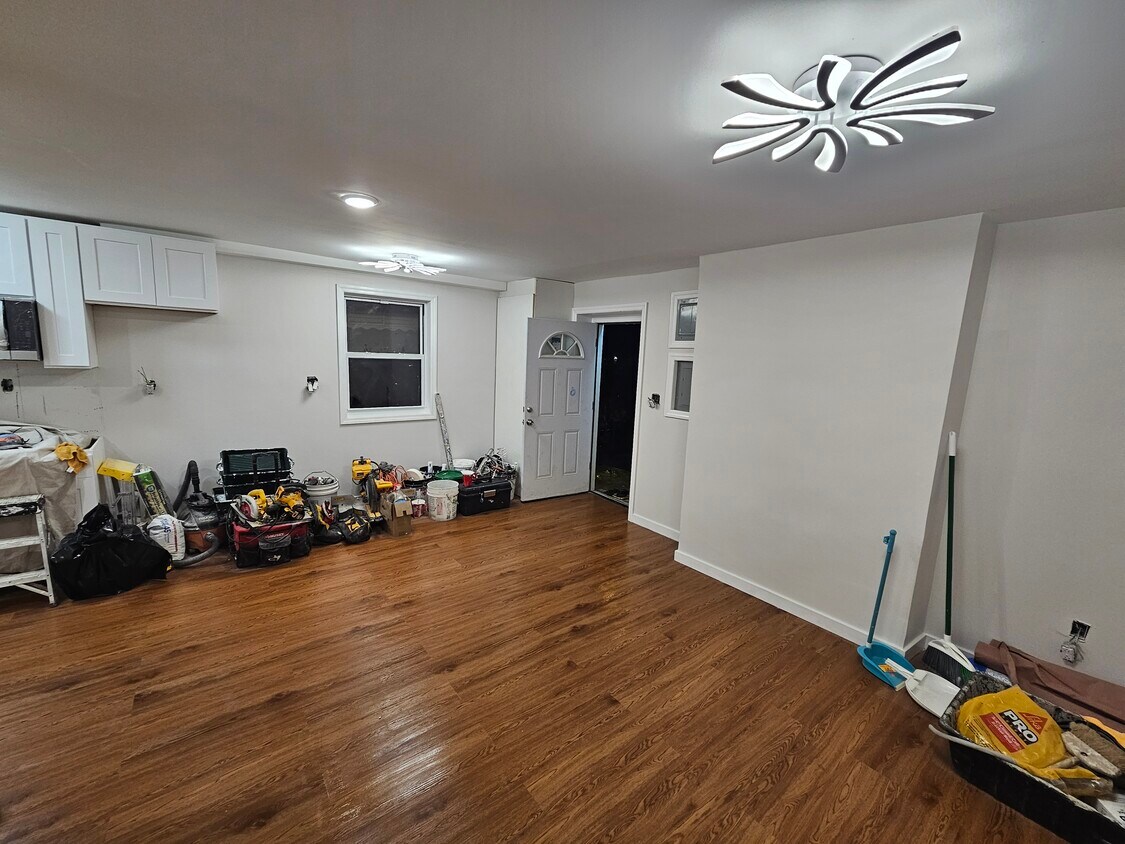 Primary Photo - 1273 Arnow Ave