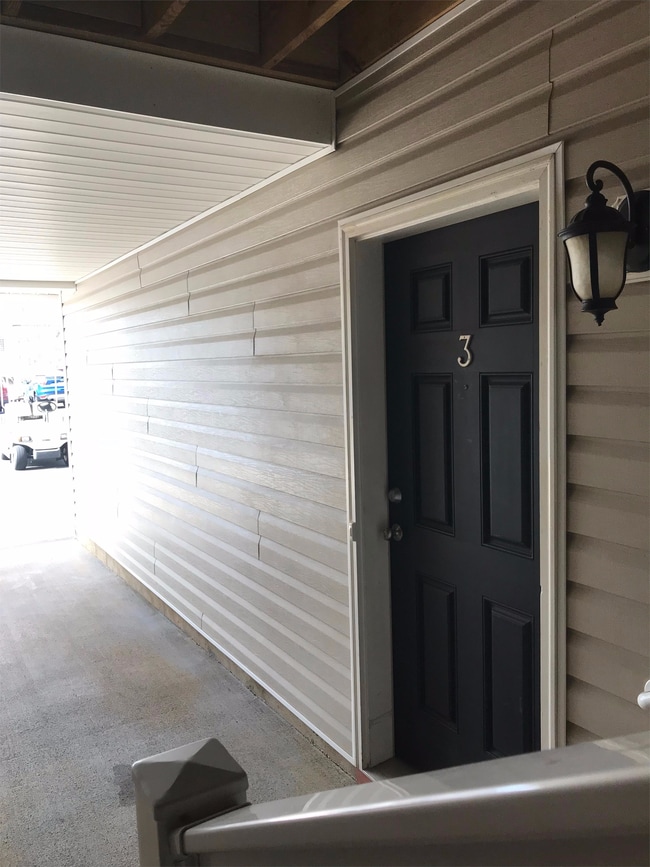 Photo - 205 Capital St Townhome