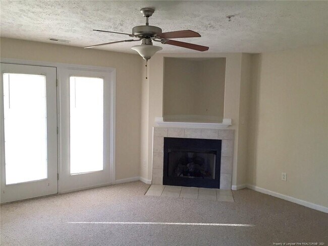 Foto del edificio - 2707 Kentberry Ave