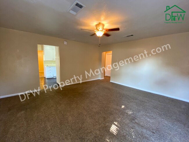 Foto del edificio - 5713 Highland Ave