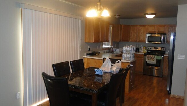 Foto del edificio - 5103 Linden Pky