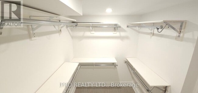 Building Photo - 12 Rollins Pl