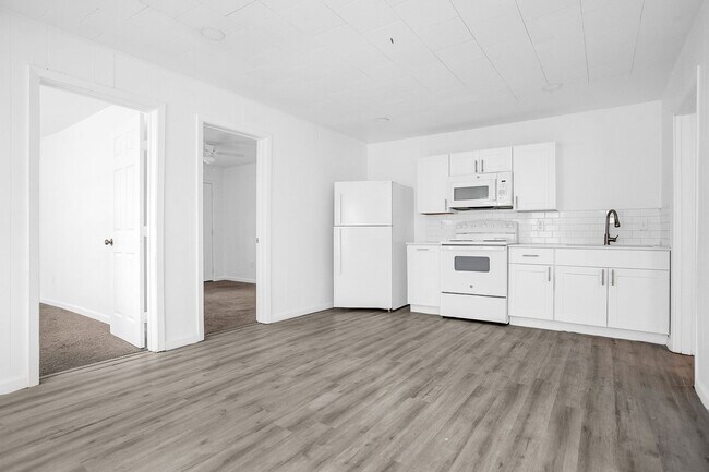Foto del edificio - 713 W Sam Rayburn Dr
