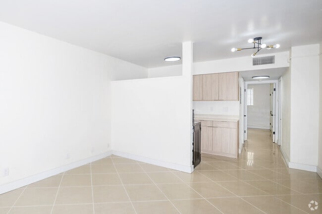 Apartamento Parkside de 1 dormitorio y 1 baño - 625 pies cuadrados de área de comedor - Park Hill Hollywood Apartments