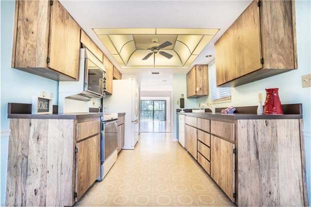 Foto del edificio - 576 Retreat Dr