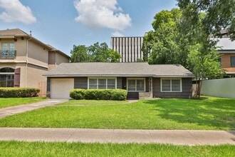 Building Photo - 4904 Tamarisk St