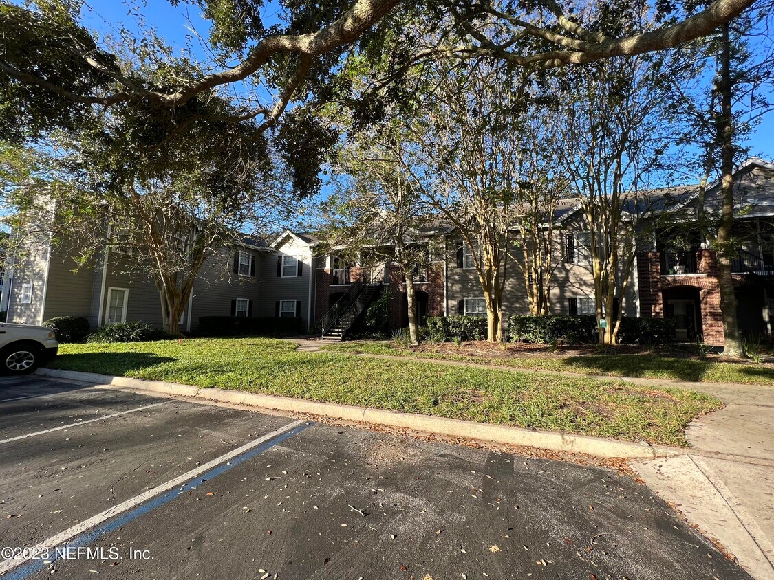 10000 GATE Pky Unit 1323, Jacksonville, FL 32246 Condo for Rent in