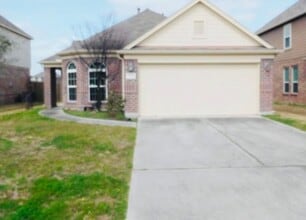 Building Photo - 5011 Forest Hurst Glen