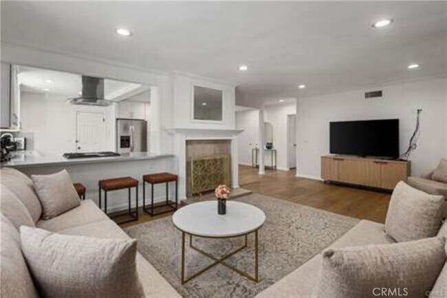 Foto del edificio - 22335 Kittridge St