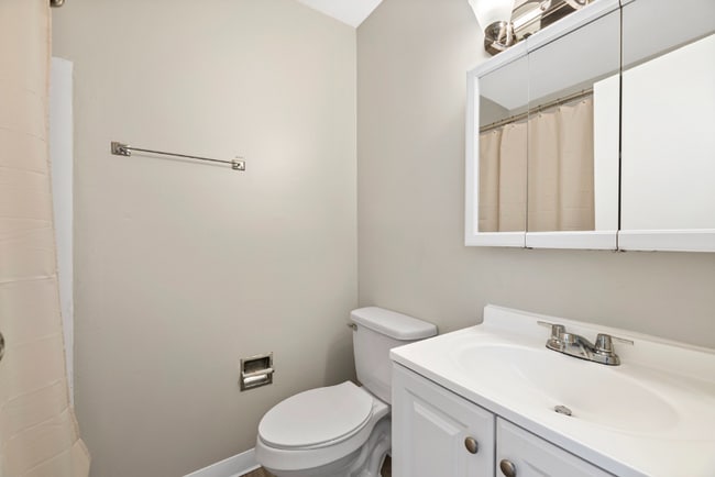Building Photo - 769 Canonby Pl