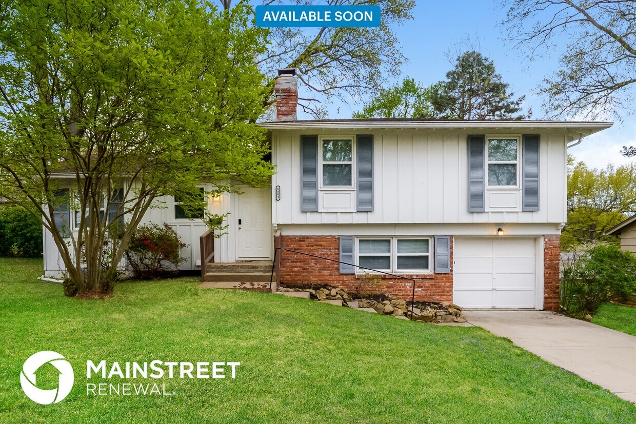 Foto principal - 8809 W 71st St