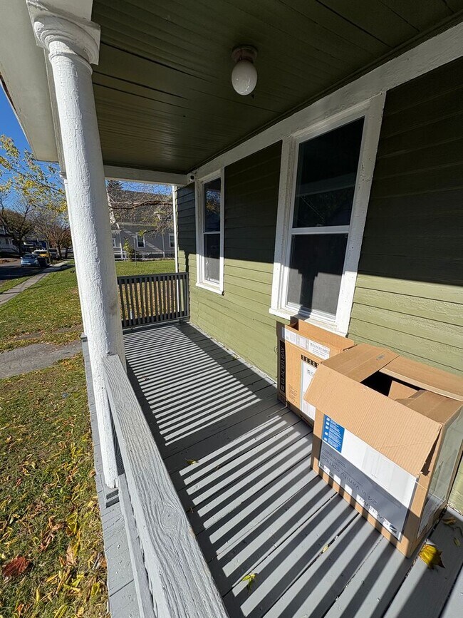 Foto del edificio - Two Bedroom Single Family Home!