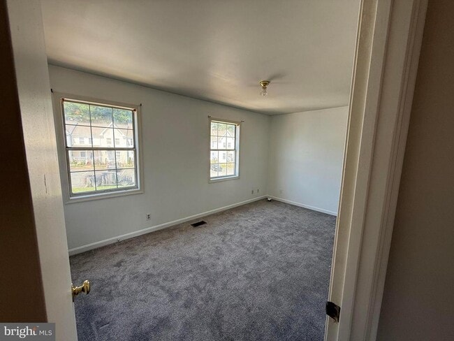 Building Photo - 103 Powhatan Ct