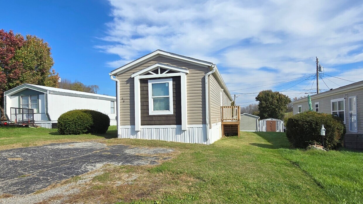 Primary Photo - 66 Benedict Dr