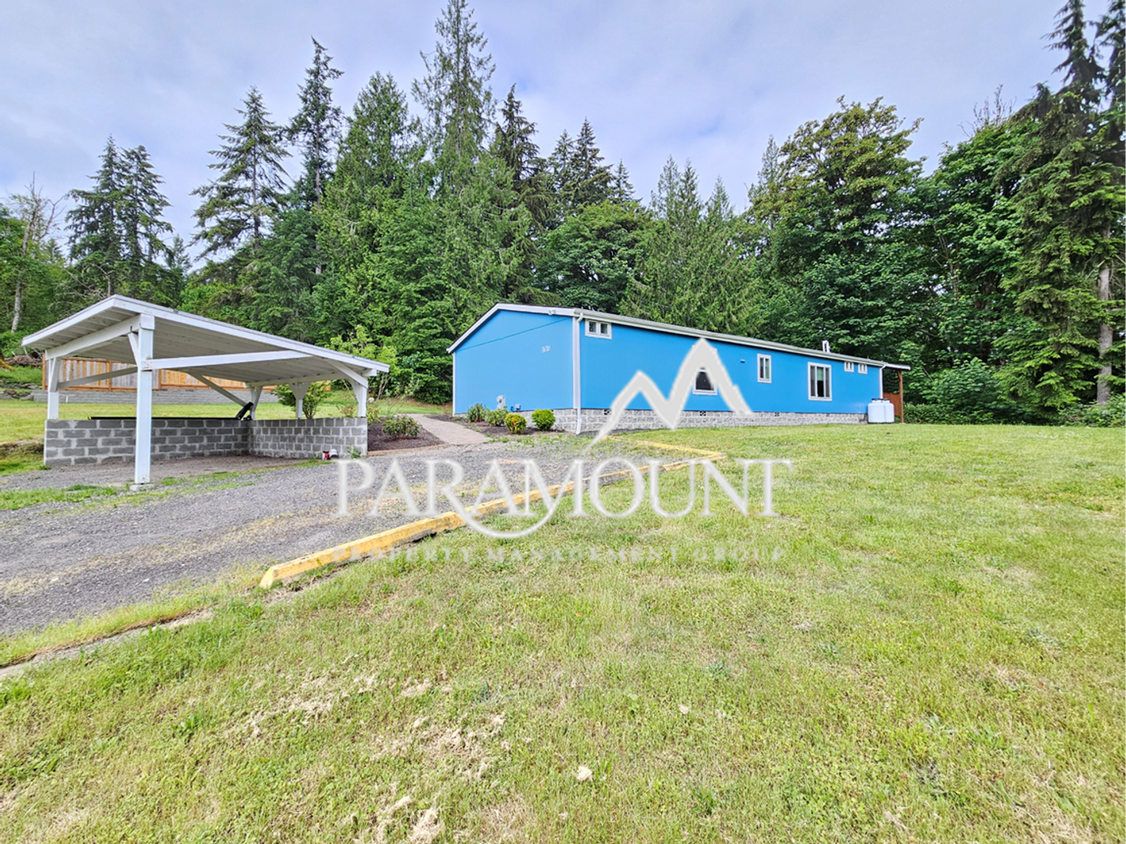 Primary Photo - Private Tucked Away4 Bedroom in Port Orchard!