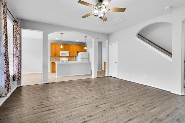 Building Photo - 26 Valewood Pl
