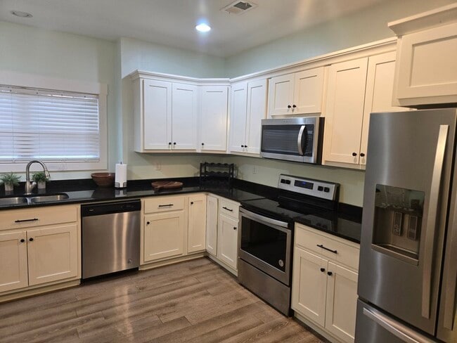 Building Photo - 4034 Waterfield Ln