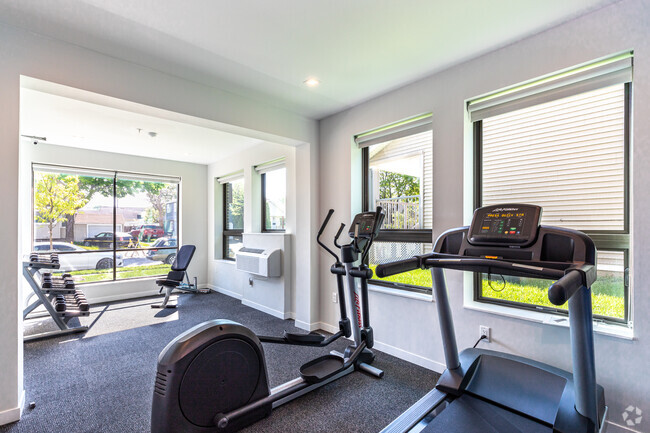 Fitness Center - MOD42 Apartments