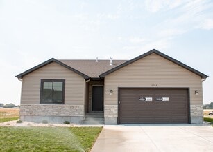 Building Photo - 6984 S 9th W