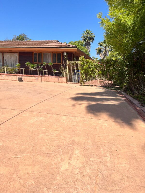 Foto principal - 415 S Rimpau Blvd