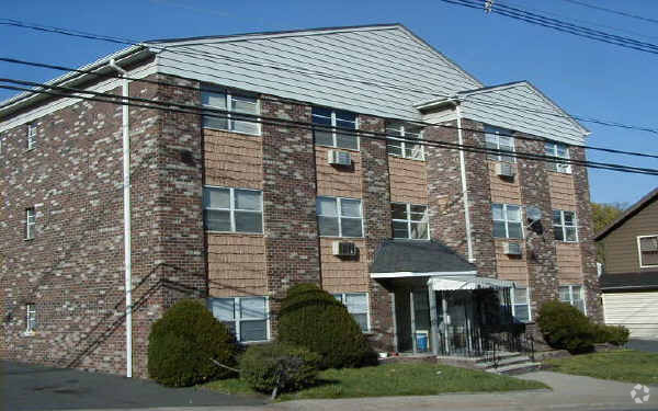 Primary Photo - Park Belleville Apartments