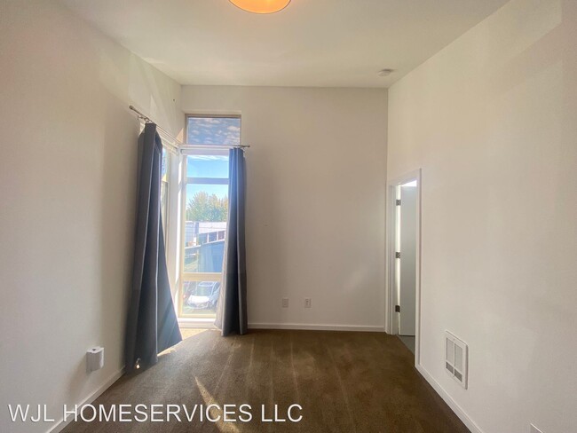 Building Photo - 3 br, 3.5 bath House - 8771 15th Ave NW