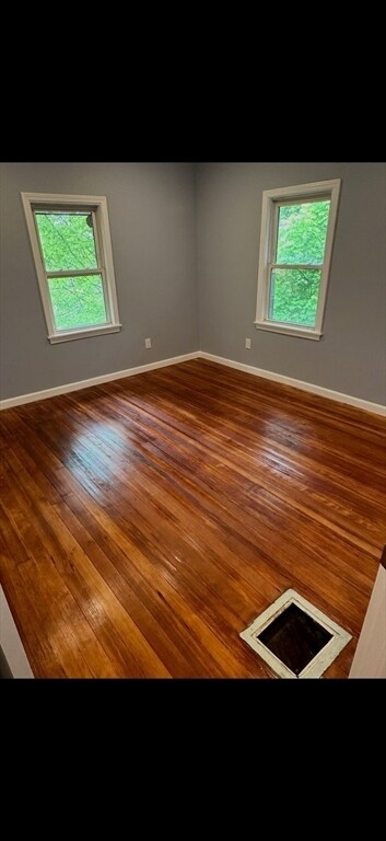 Foto del edificio - 19 Dell Ave