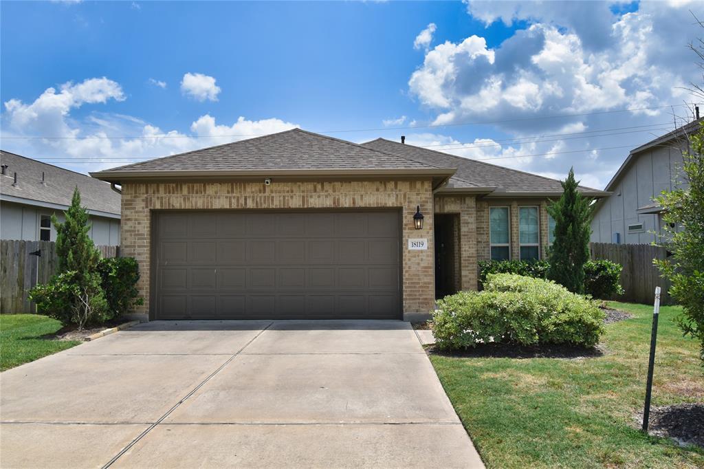 Foto principal - 18119 Alora Springs Trace