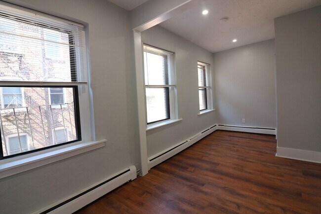 Foto del edificio - 39 Irving St