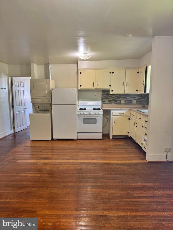 Primary Photo - 1101 Eberts Ln
