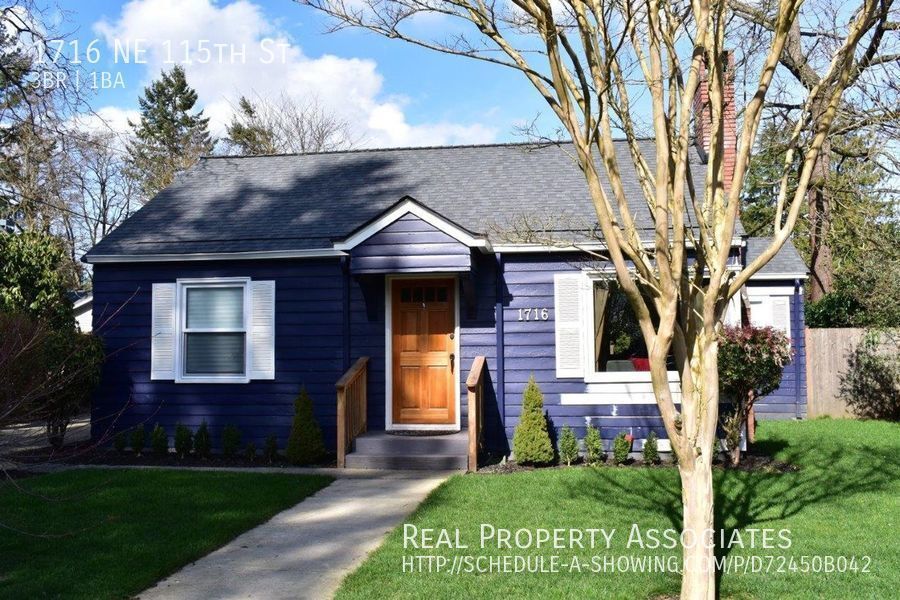 Foto principal - Single Family Home in Victory Heights
