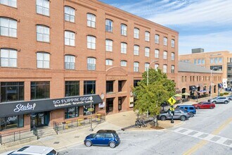 Building Photo - 145 E Magnolia Ave