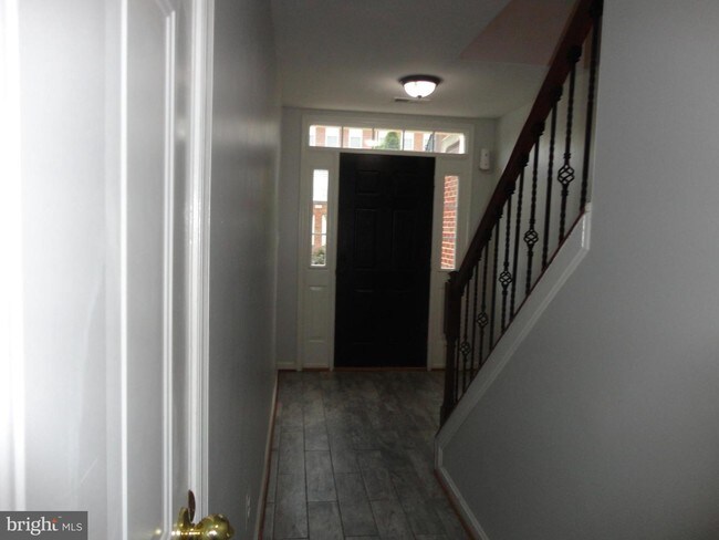 Building Photo - 24673 Nettle Mill Square