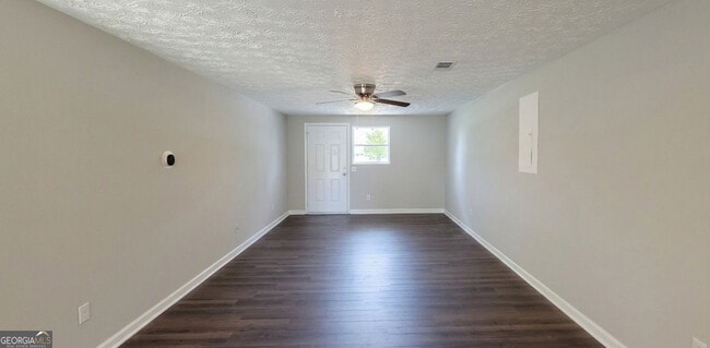 Building Photo - 3813 N Bogan Rd