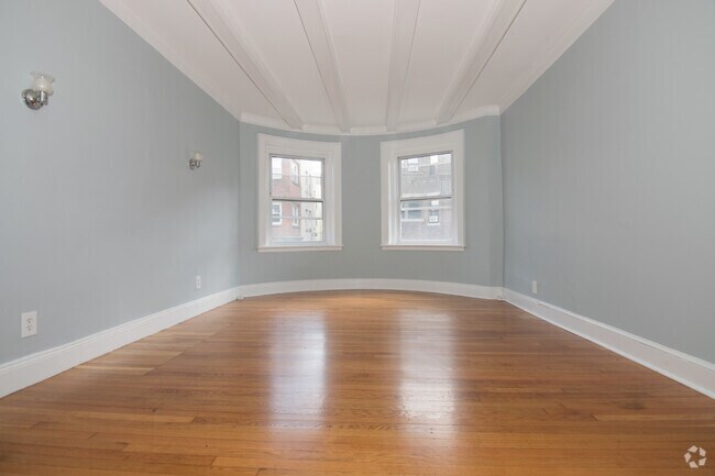 Building Photo - 43 Boulevard Ter