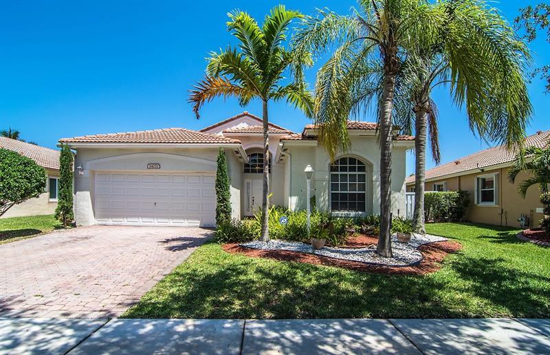 Foto principal - 14271 NW 18th Ct